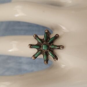 Vintage Zuni Turquoise Needlepoint Turquoise and Sterling Ring